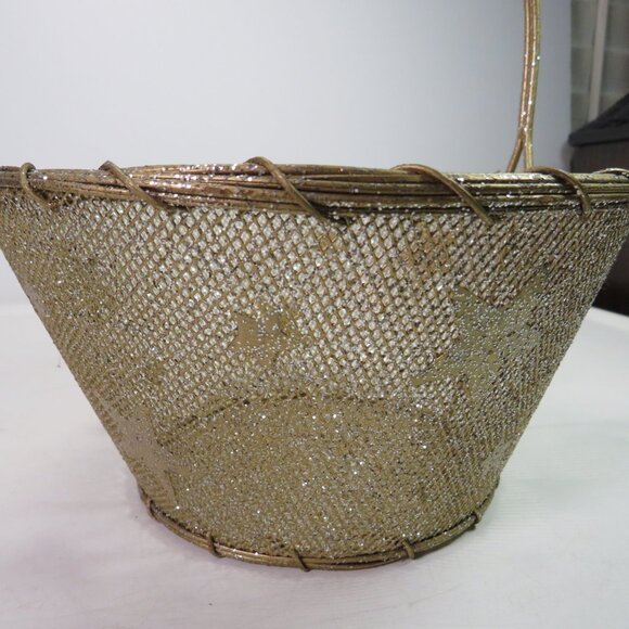 Star-y Champagne Gold Wire Basket (Glittered in Silver) very sturdy - Picture 4 of 10